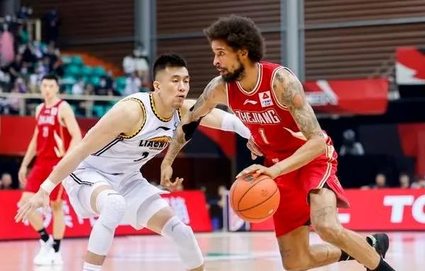 包含足总杯倒计时；辽宁本钢赛前复出首秀；细节引发关注；震撼外界；阵容厚度经受考验的词条