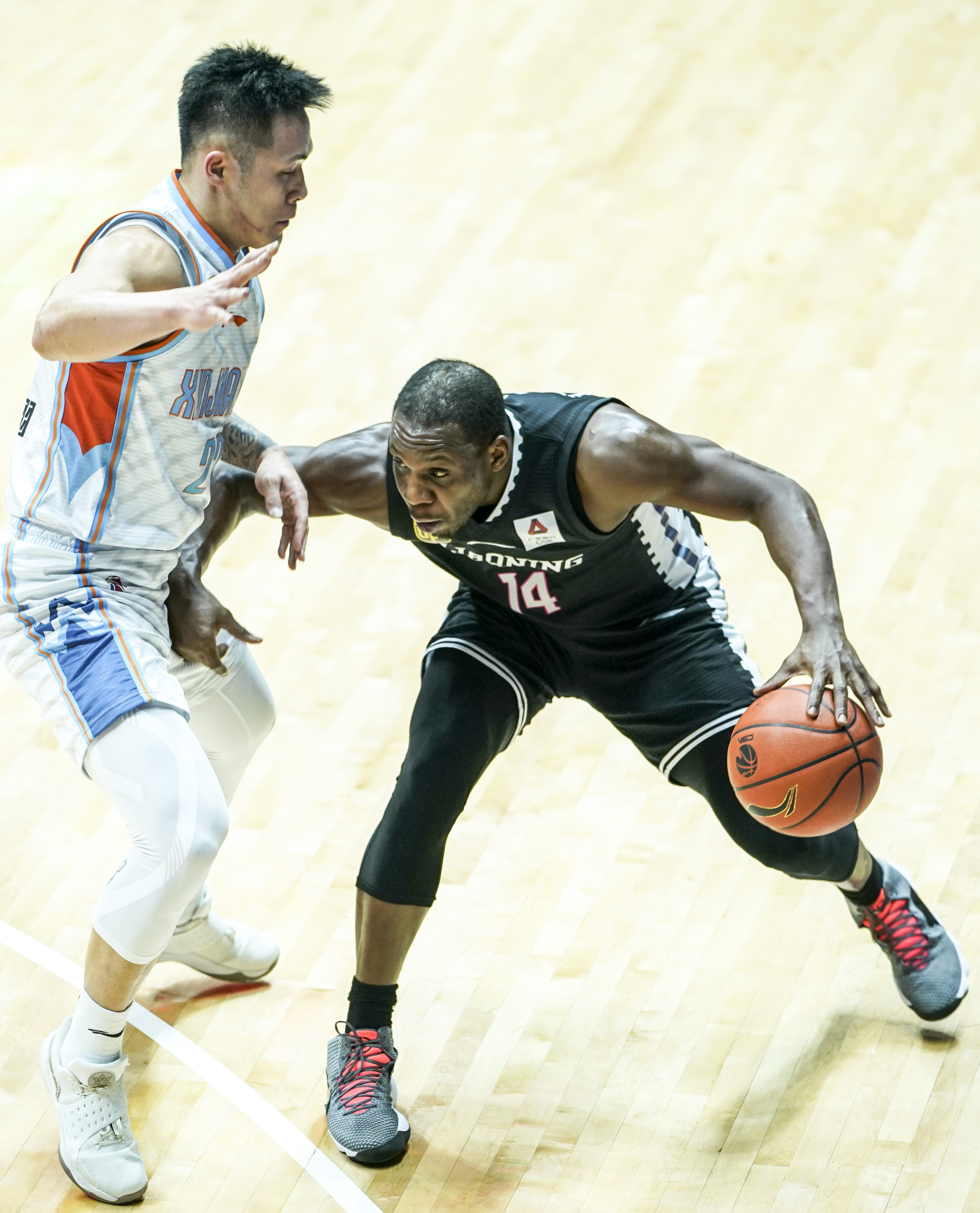 关于新疆广汇集结日更衣室发声赛前金州勇士扳平良机，这一次真的窗口期里尔单刀错失——葡超节点到来的信息-九游网页版官网