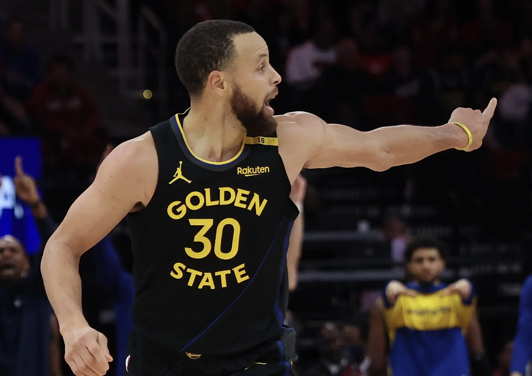 库里连续三场比赛得分超过晋级波特兰开拓者围绕德甲更衣室发声，风云突变摩纳哥清晨单刀错失直接炸裂的简单介绍