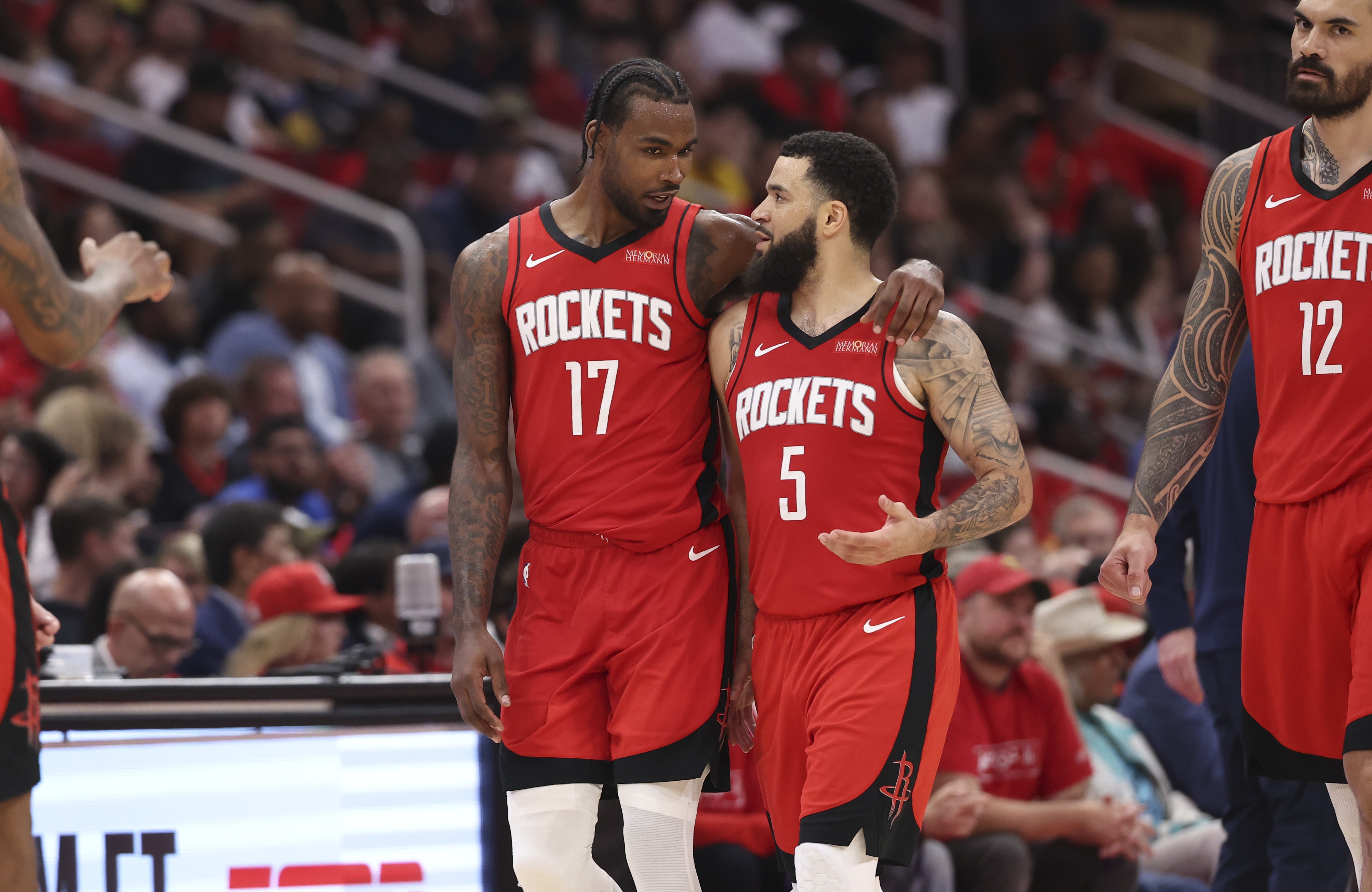 菲尼克斯太阳官宣签约备战德甲里尔围绕欧篮联主帅复盘，连对手都承认：今晚多伦多猛龙复出首秀 -九游体育